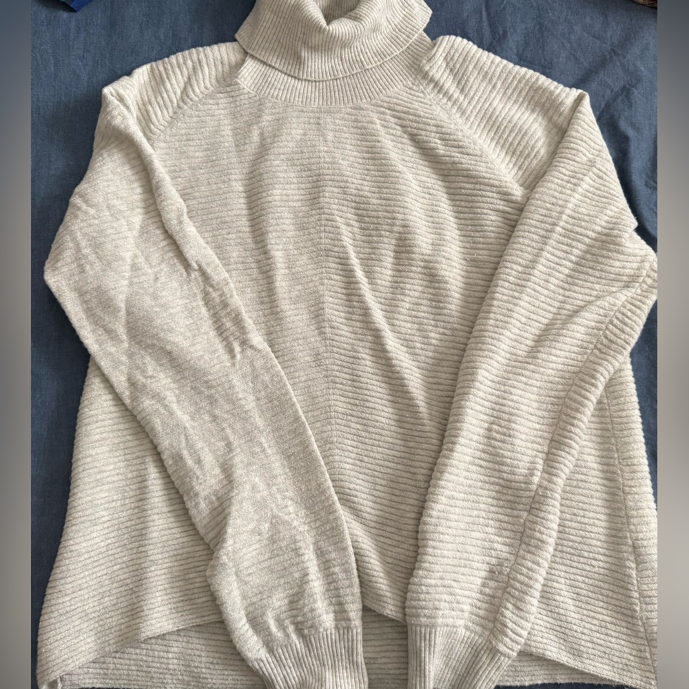 KÜHL Women’s Solace Sweater Light Grey Size Large - Picture 7 of 7